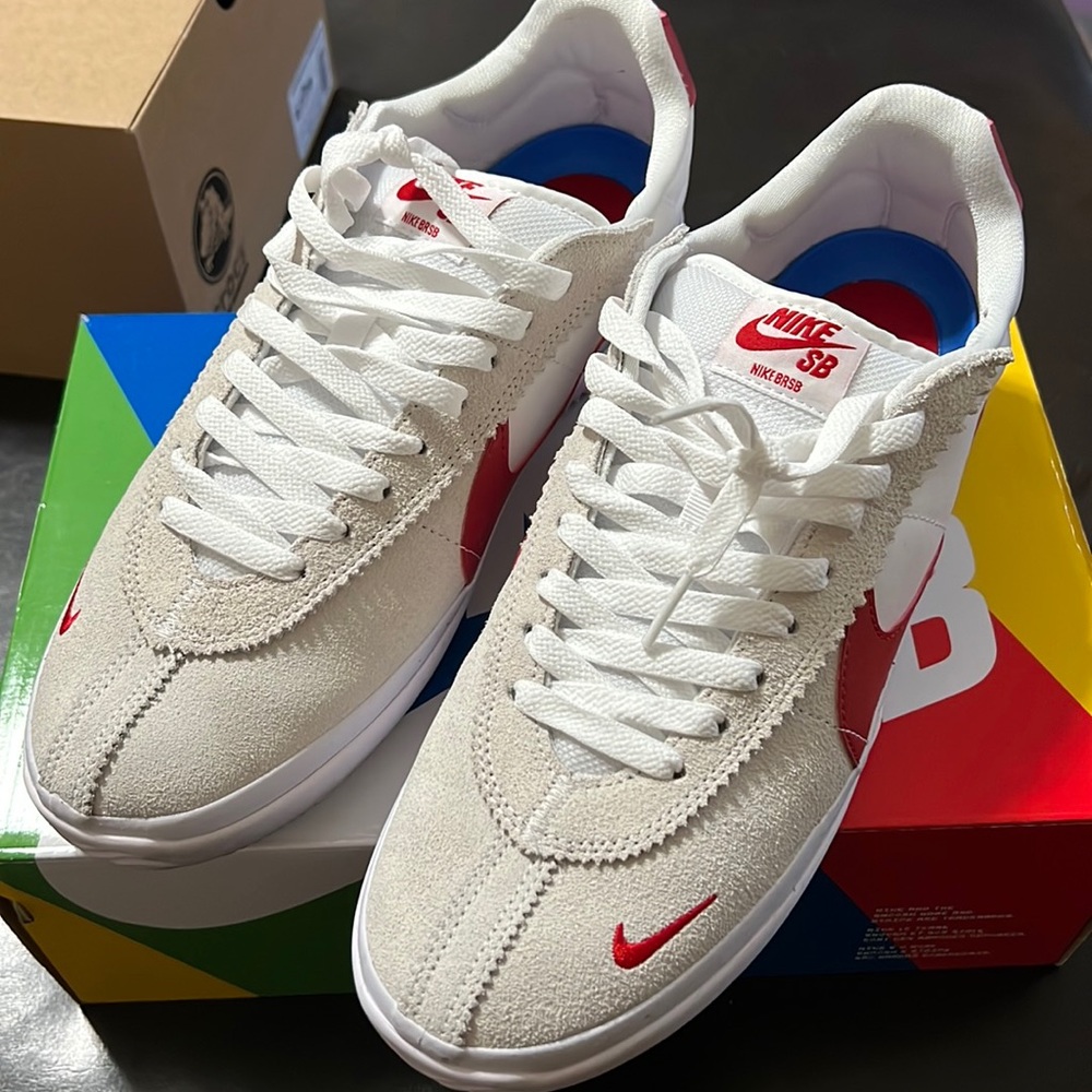 Nike BRSB size 11